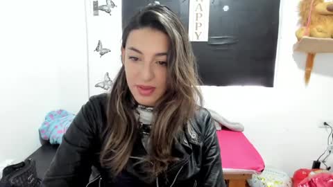Snapshot of queen_natttyy chatting on February 3, 2:24 pm queen_natttyy online show from February 3, 2:24 pm