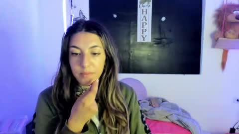 Snapshot of queen_natttyy chatting on February 4, 4:05 am queen_natttyy online show from February 4, 4:05 am