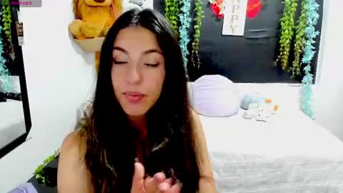 Snapshot of queen_natttyy chatting on July 15, 1:38 pm queen_natttyy online show from July 15, 1:38 pm