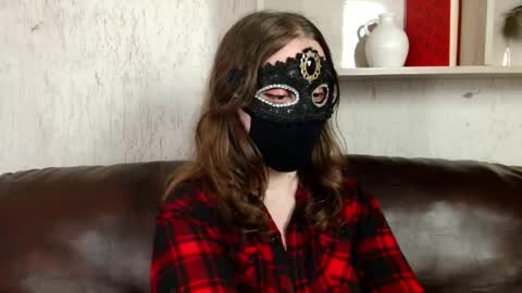 Snapshot of queen_nora chatting on May 1, 10:14 pm Nora online show from May 1, 10:14 pm