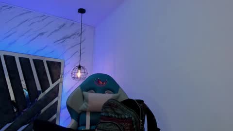   online show from September 24, 11:24 am