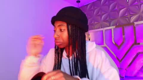   online show from March 18, 12:08 pm