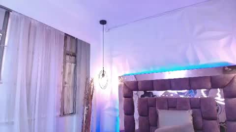 Snapshot of queen_perla_ chatting on July 9, 12:20 pm online show from July 9, 12:20 pm