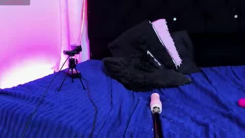 queen_salomme online show from October 18, 11:49 pm