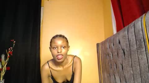 queen_sashavixen online show from November 29, 4:21 pm
