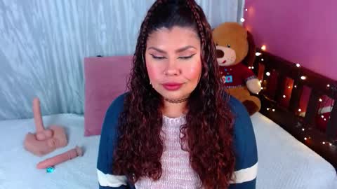 Queenamazon  online show from November 23, 9:20 am