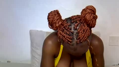 Snapshot of queenbest chatting on July 16, 3:18 pm Cindy Melahnin online show from July 16, 3:18 pm
