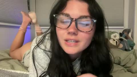Snapshot of queencassidyy chatting on July 2, 4:07 am Cassidy online show from July 2, 4:07 am
