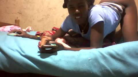 Snapshot of queencharity chatting on July 31, 11:37 pm queencharity online show from July 31, 11:37 pm