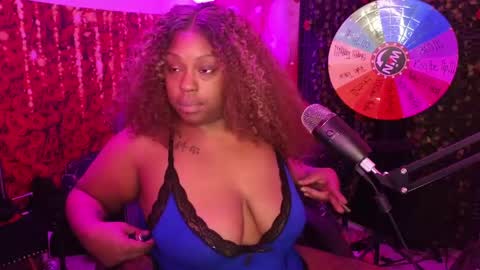 Queen Cherise Roze online show from June 5, 2:01 pm