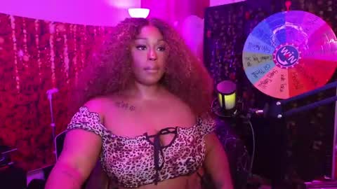 Queen Cherise Roze online show from June 17, 5:47 pm