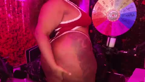 Queen Cherise Roze online show from June 22, 1:30 pm