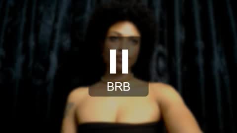 Snapshot of queendom_ing chatting on December 4, 8:39 pm Sweet Goddess online show from December 4, 8:39 pm