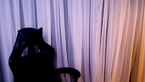 Snapshot of queendom_ing chatting on February 2, 4:55 am Sweet Goddess online show from February 2, 4:55 am