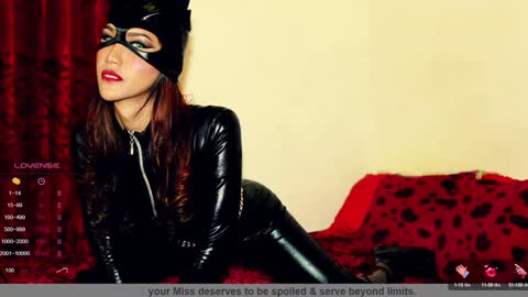 Snapshot of queendominationxx chatting on January 3, 9:15 am Miss Anfisa online show from January 3, 9:15 am