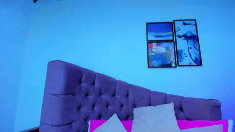 Snapshot of queengrett chatting on March 7, 10:32 pm Queen online show from March 7, 10:32 pm