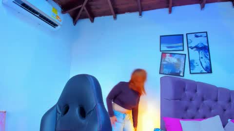 Snapshot of queengrett chatting on October 12, 4:17 pm Queen online show from October 12, 4:17 pm