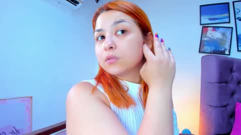 Snapshot of queengrett chatting on October 19, 3:45 pm Queen online show from October 19, 3:45 pm