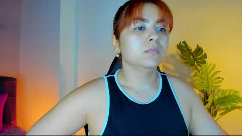Snapshot of queengrett chatting on May 10, 4:45 pm Queen online show from May 10, 4:45 pm