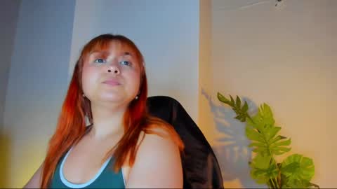Snapshot of queengrett chatting on May 13, 7:33 pm Queen online show from May 13, 7:33 pm