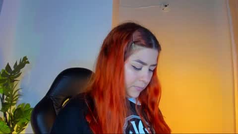 Snapshot of queengrett chatting on May 31, 6:04 pm Queen online show from May 31, 6:04 pm