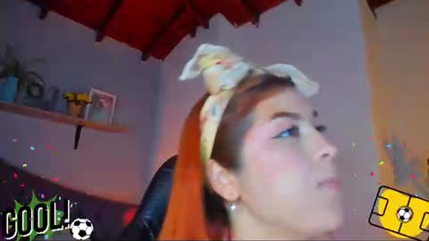 Snapshot of queengrett chatting on June 23, 6:17 pm Queen online show from June 23, 6:17 pm