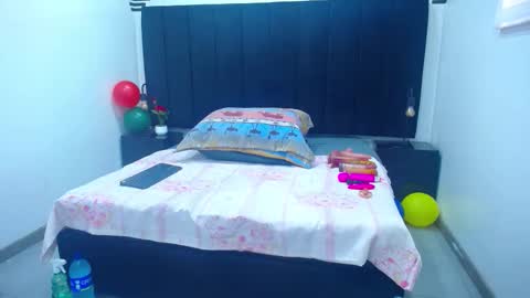 VickyBoobss online show from November 3, 12:28 pm