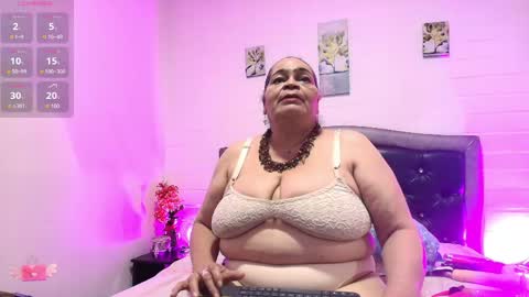 VickyBoobss online show from June 9, 7:03 pm