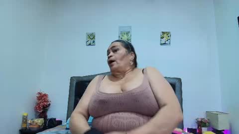 VickyBoobss online show from June 15, 1:35 pm