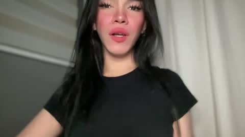 Snapshot of queenn_xxx chatting on July 14, 9:25 am QUEEN online show from July 14, 9:25 am