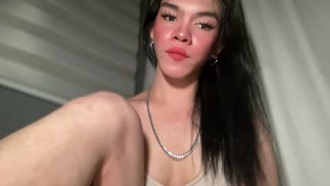 Snapshot of queenn_xxx chatting on July 25, 2:47 pm QUEEN online show from July 25, 2:47 pm