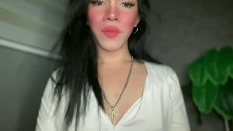 Snapshot of queenn_xxx chatting on August 2, 11:58 pm QUEEN online show from August 2, 11:58 pm