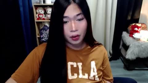 Mikka online show from November 25, 6:52 pm