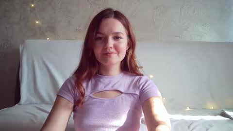 Snapshot of queenofmodels chatting on February 2, 8:35 am QueenOfModels online show from February 2, 8:35 am