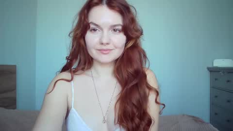 Snapshot of queenofmodels chatting on March 9, 9:35 am QueenOfModels online show from March 9, 9:35 am