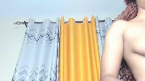 queen mama online show from March 19, 1:42 am