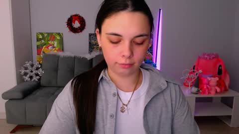 Patricia online show from November 18, 2:43 pm