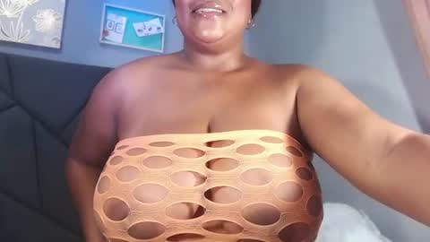 queenrachelbrown online show from July 28, 10:20 pm