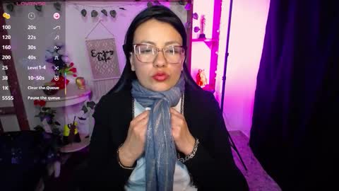 queenrose94 online show from March 3, 4:24 pm