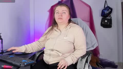 Samantha online show from November 21, 4:33 am