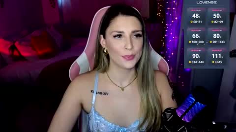 Snapshot of queenx_lexy chatting on December 14, 8:40 pm queenx_lexy online show from December 14, 8:40 pm