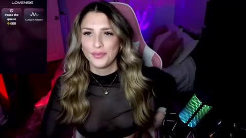 Snapshot of queenx_lexy chatting on January 22, 8:38 pm queenx_lexy online show from January 22, 8:38 pm