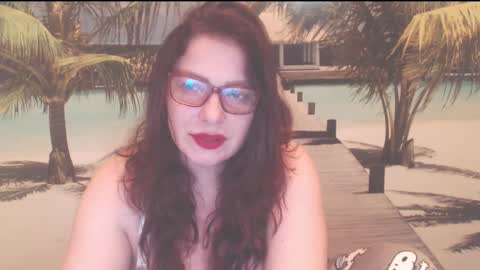 Snapshot of queenxnatasha chatting on February 28, 10:44 pm queenxnatasha online show from February 28, 10:44 pm