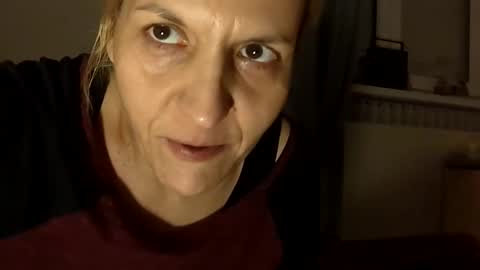 bi is from billy online show from November 18, 1:00 am