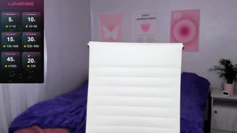 Anna online show from March 12, 7:25 am