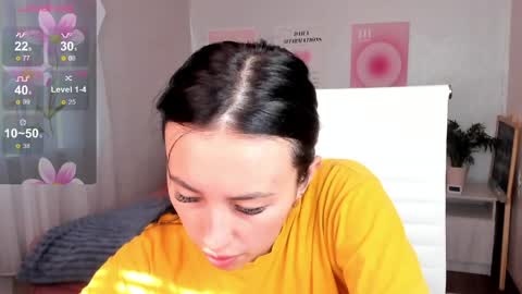 Snapshot of queitsharm_ chatting on May 12, 6:43 am Anna online show from May 12, 6:43 am