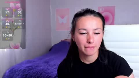 Snapshot of queitsharm_ chatting on July 14, 10:21 am Anna online show from July 14, 10:21 am