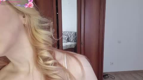 Tate online show from June 3, 5:43 am