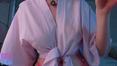 Snapshot of quennacindy chatting on November 17, 2:39 am Teri My favorite vibes 77 101 222 666 online show from November 17, 2:39 am