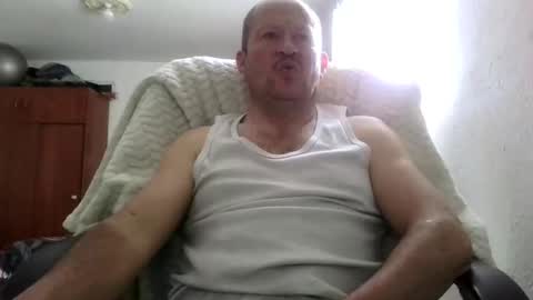 Snapshot of querubinrebelde chatting on May 18, 3:18 pm Don Ramon online show from May 18, 3:18 pm